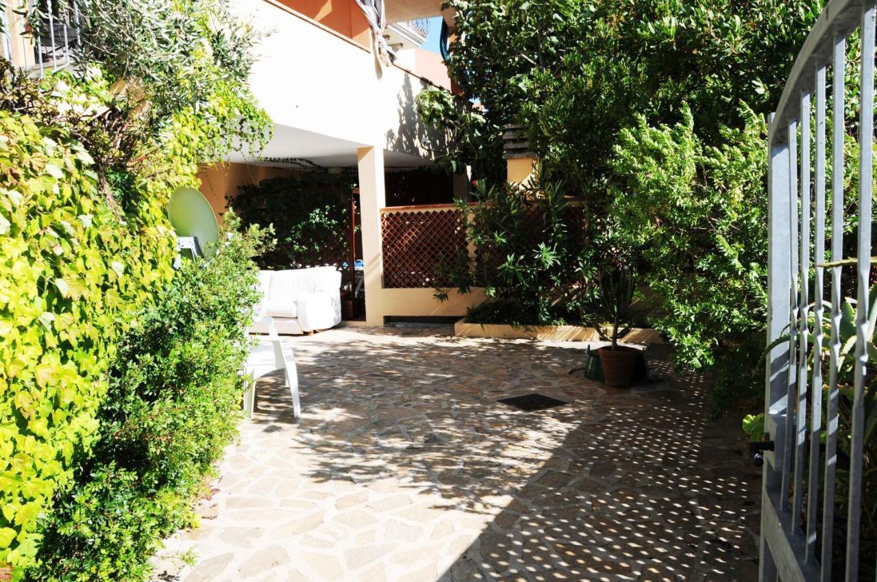 B&B Casa Derosas Голфо Аранчи Екстериор снимка